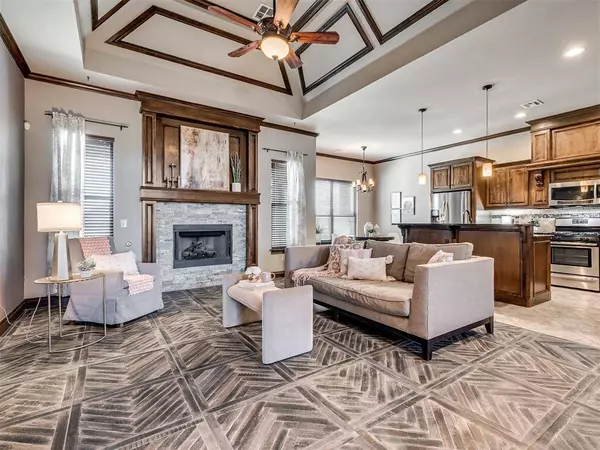 2732 Ryder DR, Yukon, OK 73099