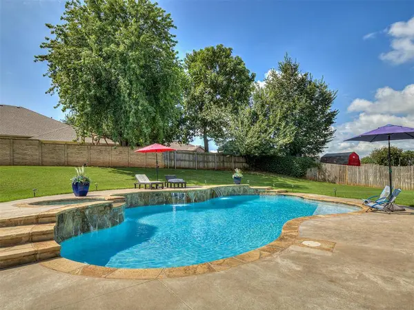 9200 SW 21st ST, Oklahoma City, OK 73128