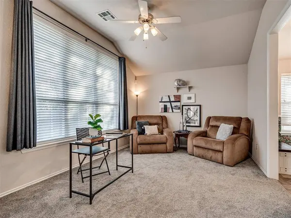 1516 Selborne PL, Yukon, OK 73099