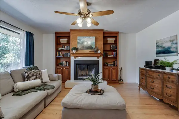 713 E Carroll LN, Midwest City, OK 73110