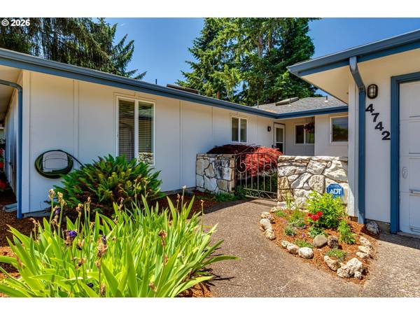 4742 THUNDERBIRD ST, Eugene, OR 97404