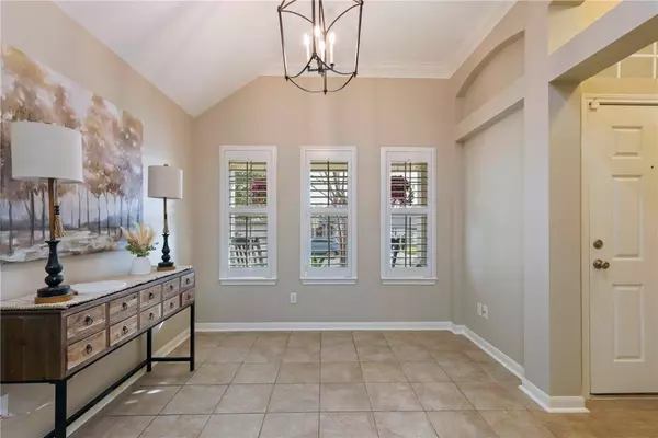 2014 Mountain Wind LOOP, Bryan, TX 77807