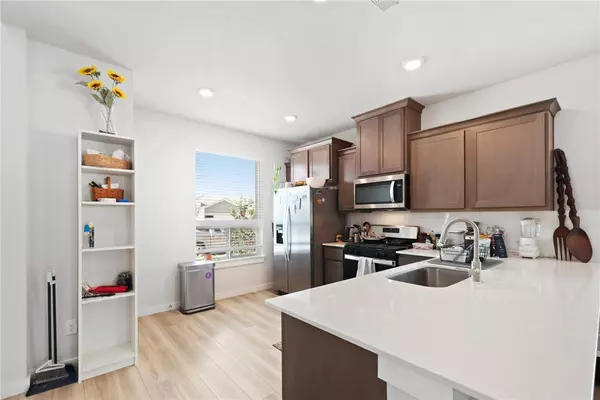 1121 Amistad LOOP, College Station, TX 77845