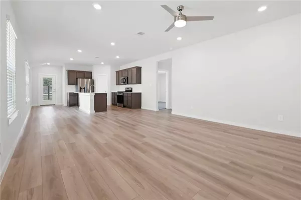 1232 Amistad LOOP, College Station, TX 77845