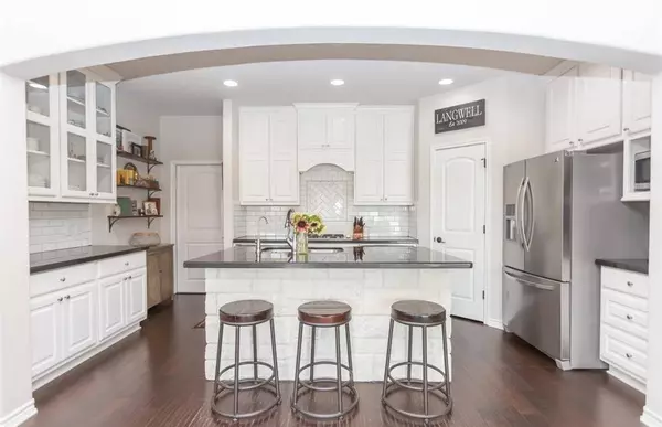 2529 Kinnersley Lane, College Station, TX 77845