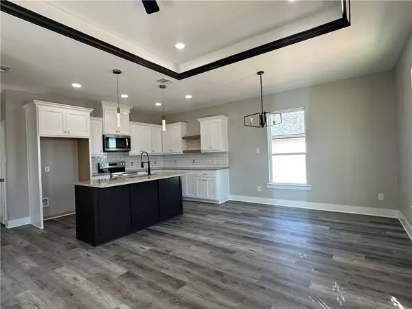 1514 Dansby ST, Bryan, TX 77803
