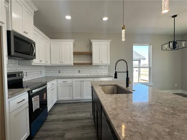 1514 Dansby ST, Bryan, TX 77803