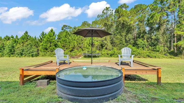 18940 COMMONWEALTH AVE N, Polk City, FL 33868