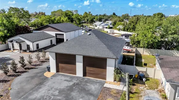 208 HOWARD ST, Auburndale, FL 33823