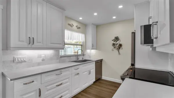 1443 EASTFIELD DR, Clearwater, FL 33764