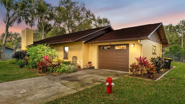 102 LAKE LENA BLVD, Auburndale, FL 33823