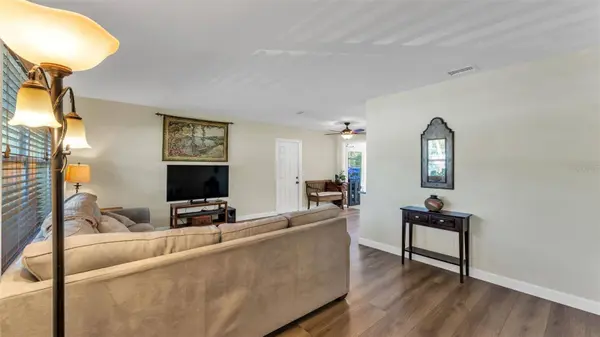 1443 EASTFIELD DR, Clearwater, FL 33764