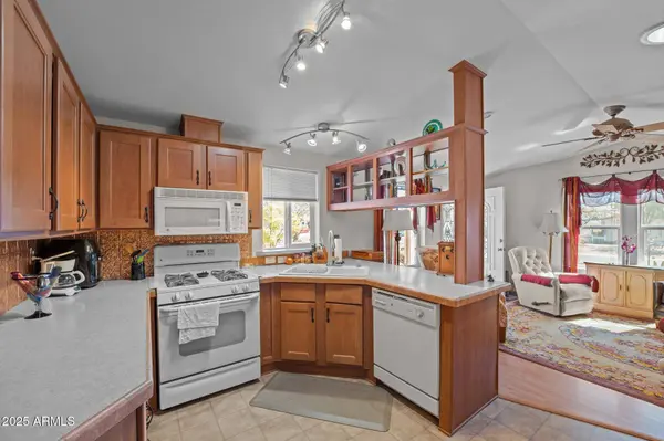 30870 S VAGABOND Trail, Congress, AZ 85332