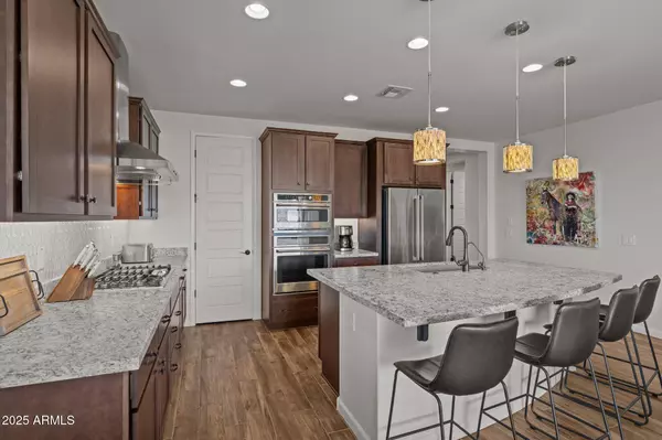 3266 SPARROWS CREEK Way, Wickenburg, AZ 85390