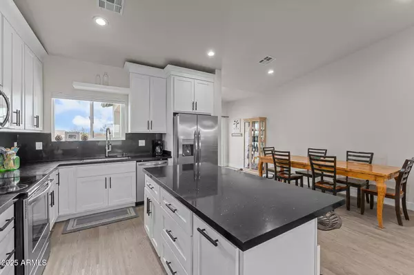 28311 N 253RD Drive, Wittmann, AZ 85361