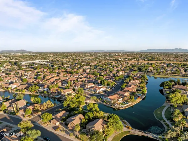 6907 W MONONA Drive, Glendale, AZ 85308