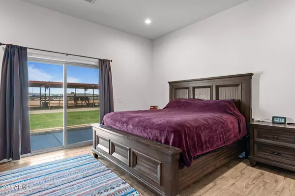 20312 W MELANIE Drive, Wittmann, AZ 85361