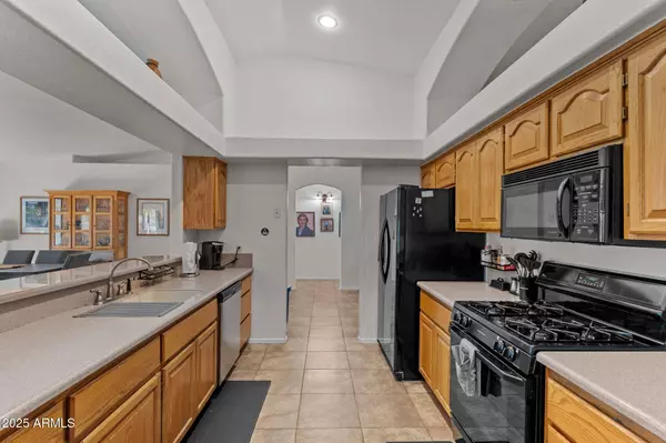 880 W SANTA FE Drive, Wickenburg, AZ 85390