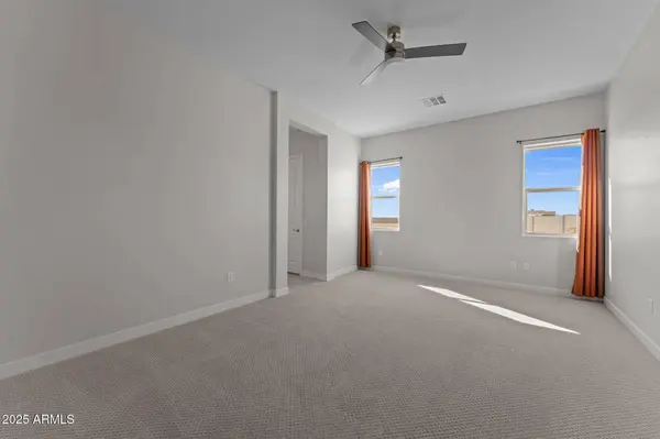 23012 W PEAKVIEW Road, Wittmann, AZ 85361