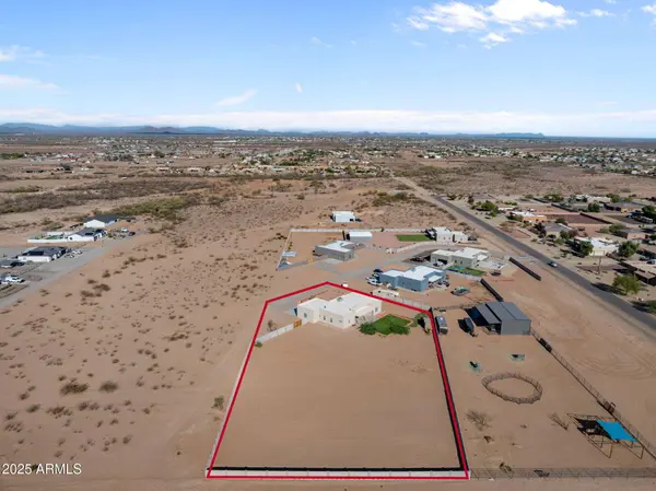 23012 W PEAKVIEW Road, Wittmann, AZ 85361