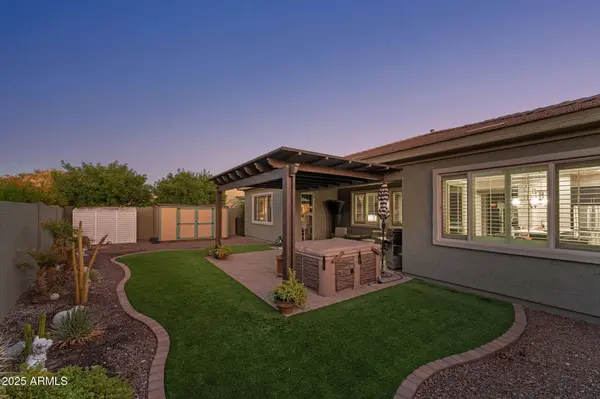 10246 W OBERLIN Way, Peoria, AZ 85383