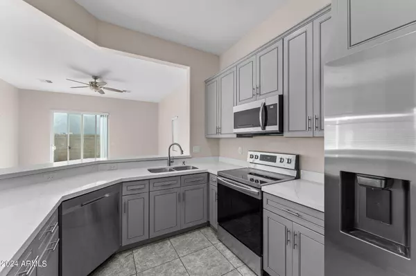 904 N POPPY Street, Wickenburg, AZ 85390