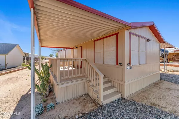21199 W ESCAPEE Way, Congress, AZ 85332