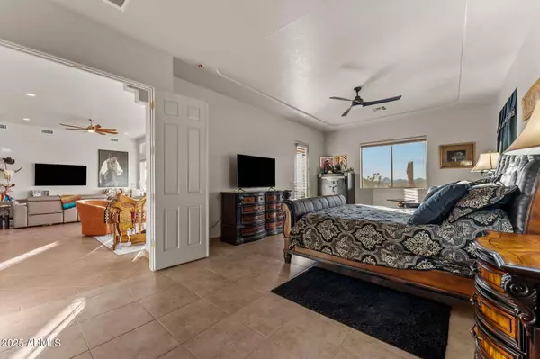 35740 S CALICO Circle, Wickenburg, AZ 85390