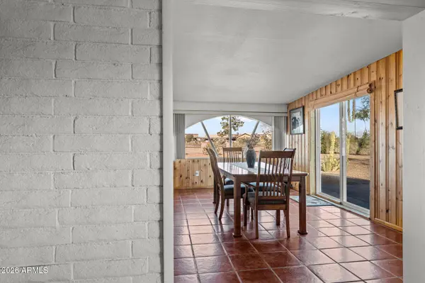 50907 W IVER Road, Aguila, AZ 85320