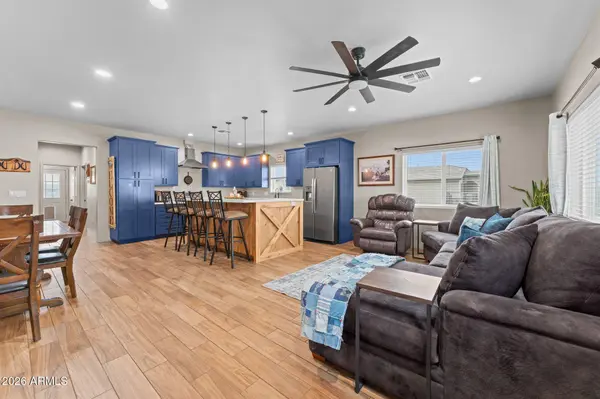 470 GUSKIN Road, Morristown, AZ 85342