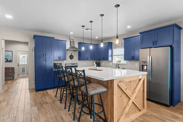 470 GUSKIN Road, Morristown, AZ 85342