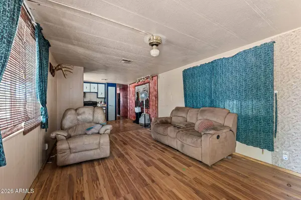 22560 W SUNRISE Road, Congress, AZ 85332
