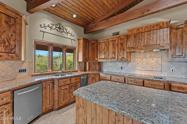 38275 S BLUE TANK Trail, Wickenburg, AZ 85390