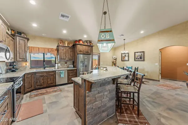 37062 N 207TH Avenue, Morristown, AZ 85342