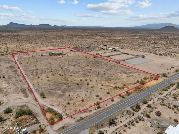 0 20 acres off HWY 60 -- #-