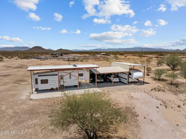 0 20 acres off HWY 60 -- #-, Wickenburg, AZ 85390