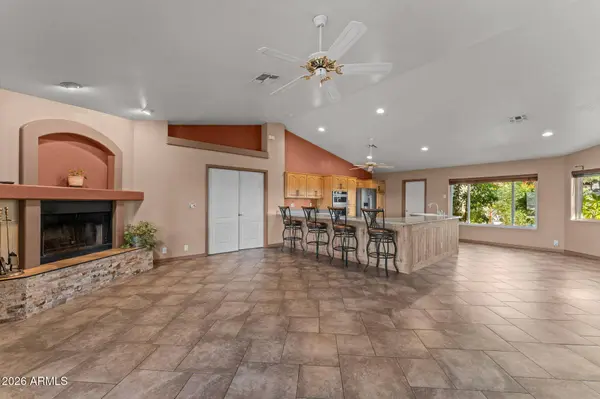 90 W TURTLEBACK Lane, Wickenburg, AZ 85390