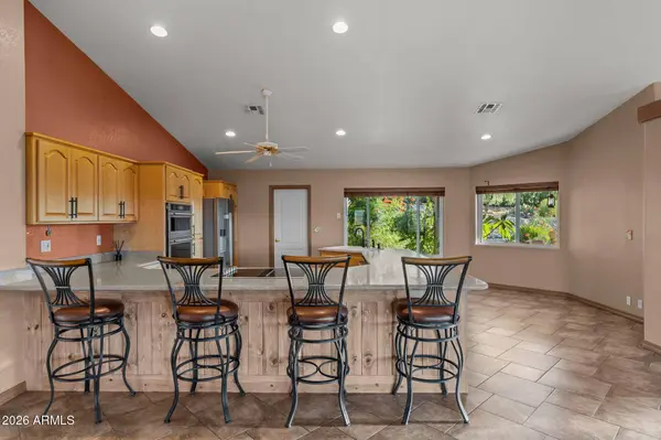 90 W TURTLEBACK Lane, Wickenburg, AZ 85390