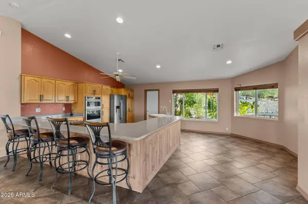 90 W TURTLEBACK Lane, Wickenburg, AZ 85390