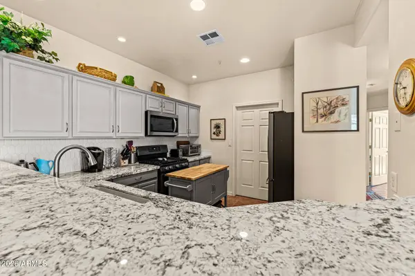 40 NORTHRIDGE Circle, Wickenburg, AZ 85390