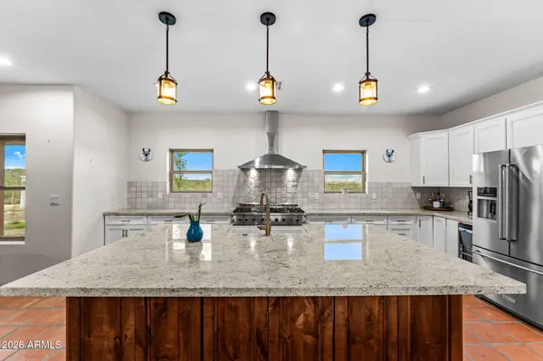 955 THUNDER ROCK Road, Wickenburg, AZ 85390