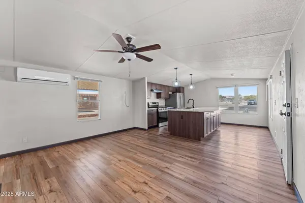 21199 W ESCAPEE Way, Congress, AZ 85332