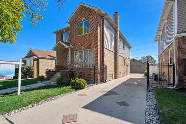 5605 S MERRIMAC Avenue, Chicago, IL 60638