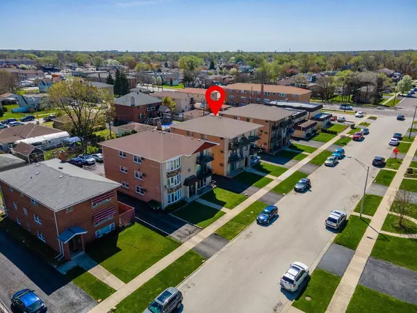 7835 Normandy Avenue, Burbank, IL 60459