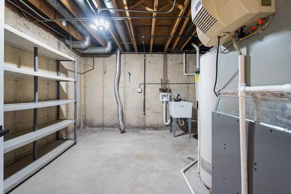 4532 Waubansie Lane, Lisle, IL 60532