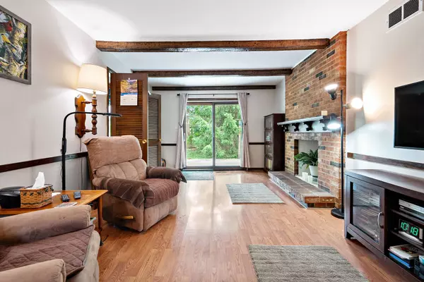 9108 Windsor Drive, Palos Hills, IL 60465