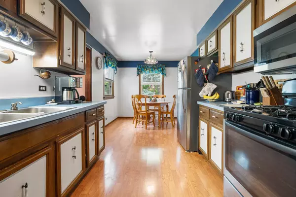 9108 Windsor Drive, Palos Hills, IL 60465