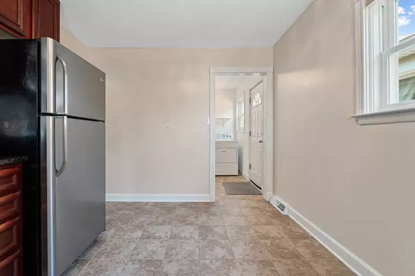 7720 NEWLAND Avenue, Burbank, IL 60459