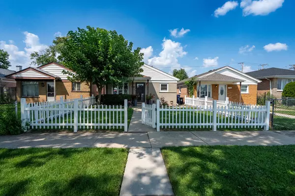 7720 NEWLAND Avenue, Burbank, IL 60459