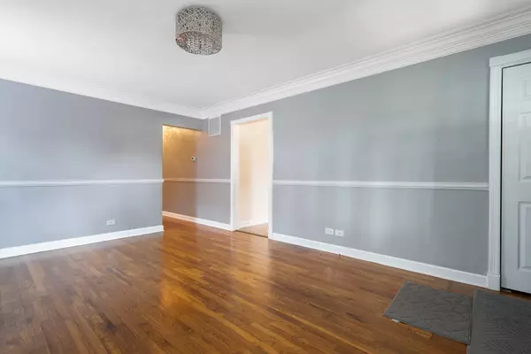 7720 NEWLAND Avenue, Burbank, IL 60459